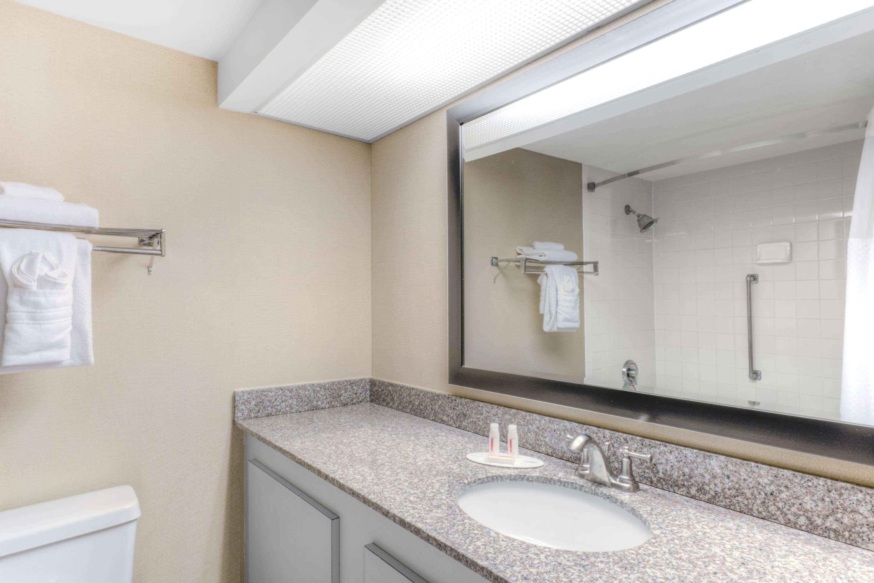 Howard Johnson By Wyndham Lima Exterior foto